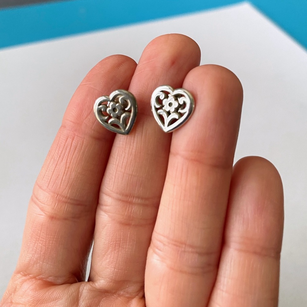 James Avery Retired/Rare Stud Heart Earrings